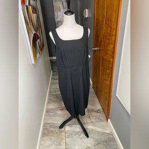 Woman’s Halogen sleeveless dress NWT